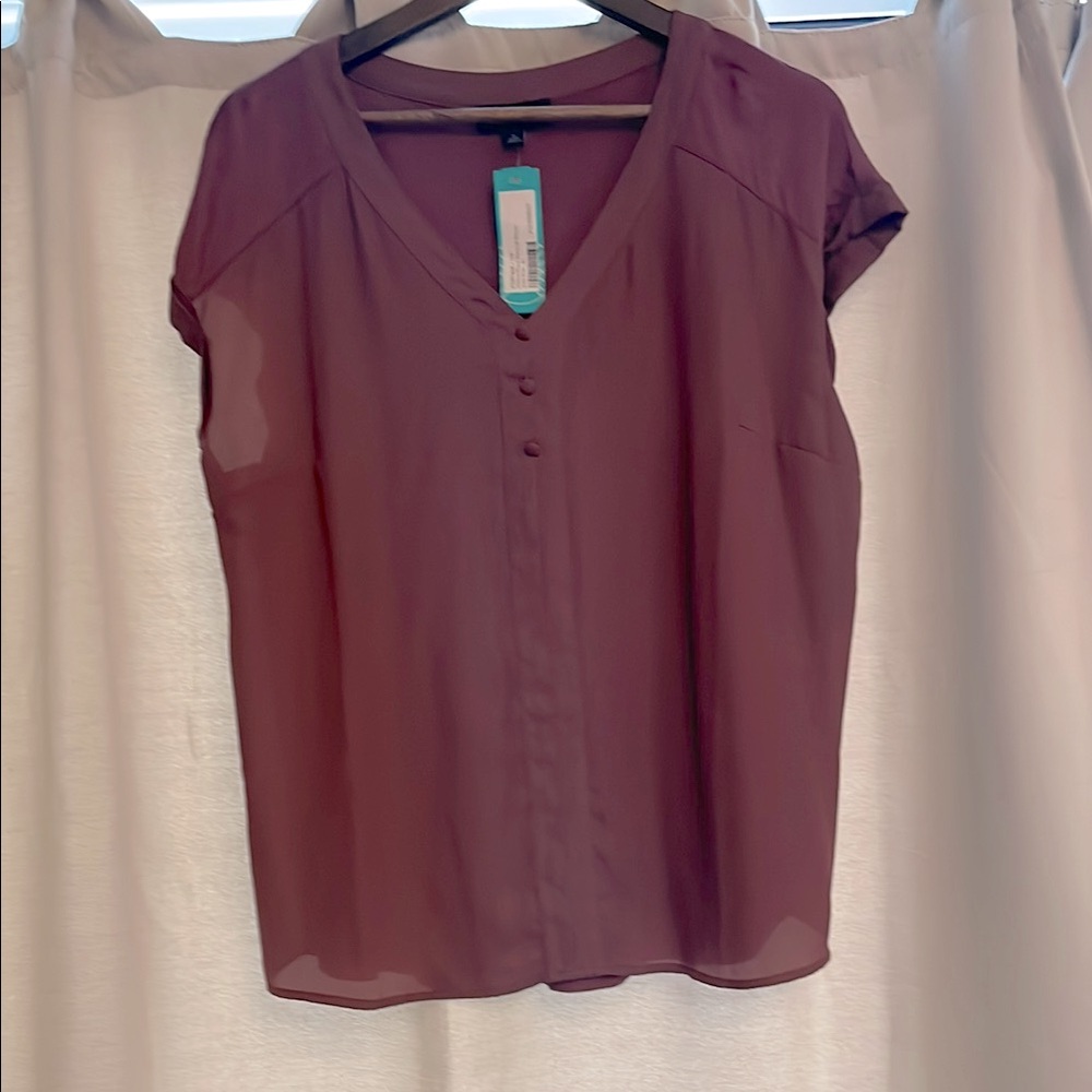 NWT. Dusty mauve/rose mixed material blouse 🌹